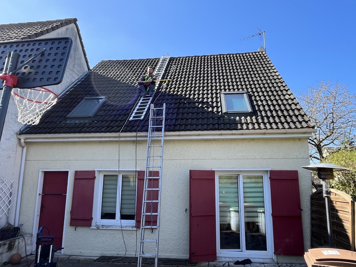 SCHERRER RENOVATION . Couvreur . Ravalement de façade . Charpente 95 — Photos 9